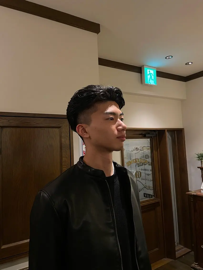 ミディアム 高原 璃久のヘアスタイル