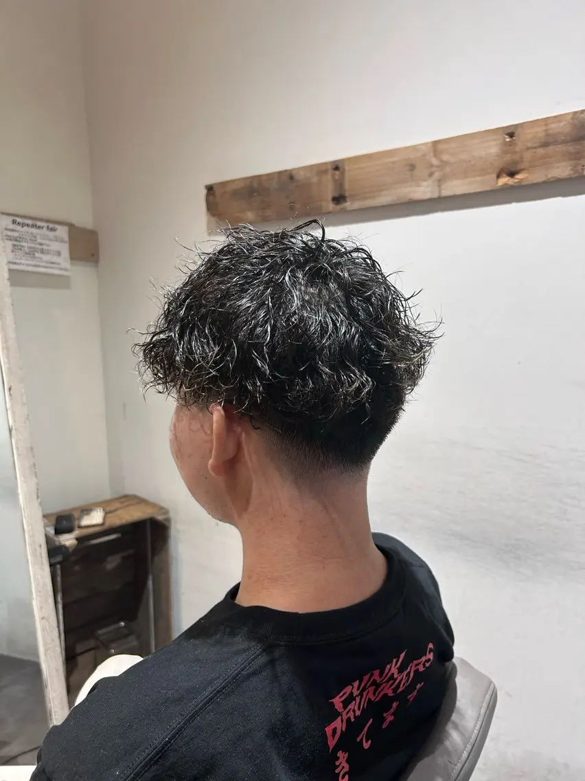 パーマ メンズ 牛尾 綾花のヘアスタイル