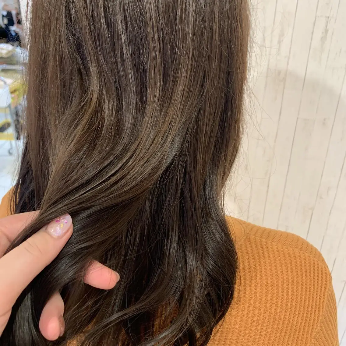 セミロング カラー ベージュカラー カぺリベラ 香里園店のヘアスタイル