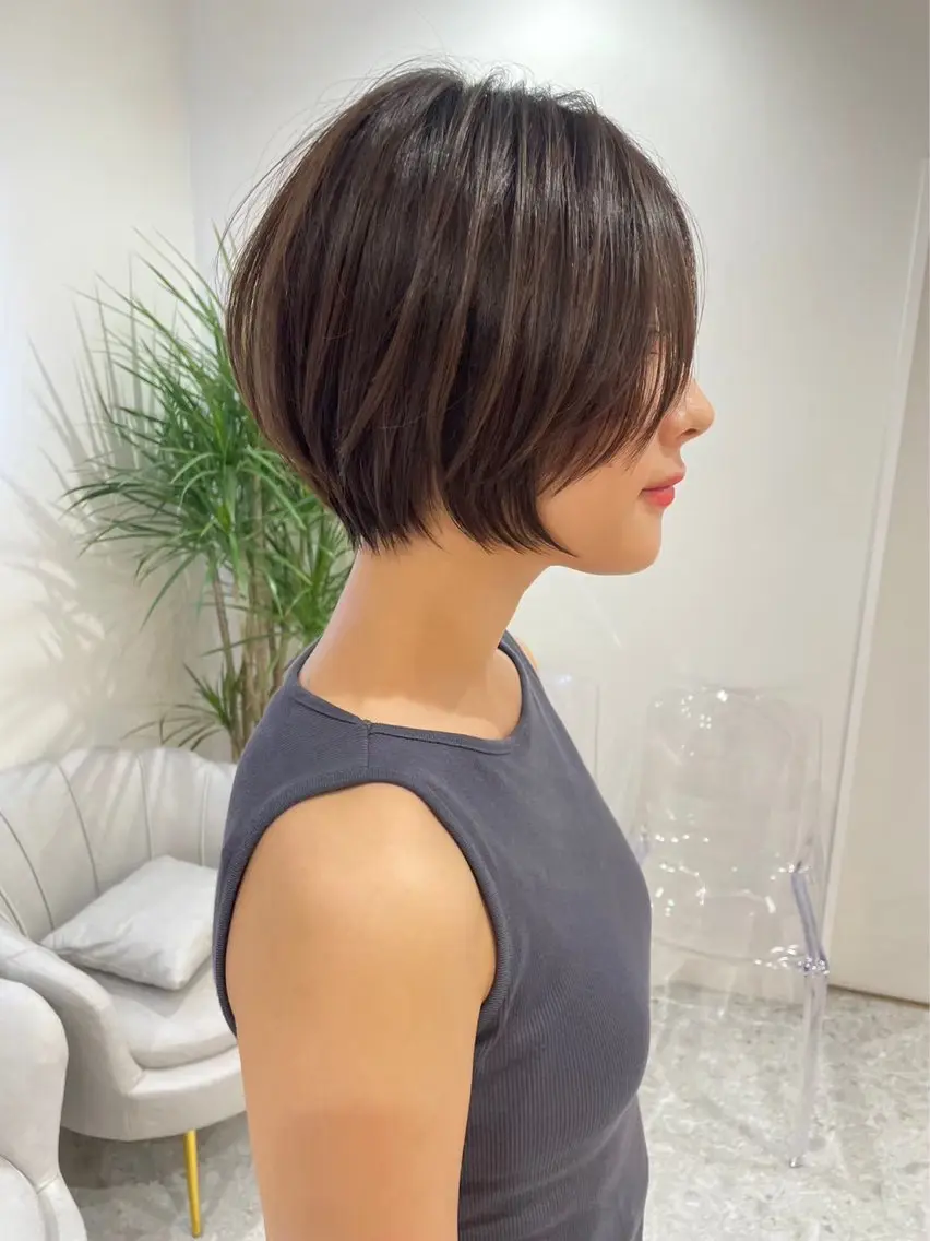 ショート くびれヘア 顔周りカット ハッシュカット 髪質改善 韓国風ヘア カット ヘアカラー トリートメント 博多ベージュ 🐻松井傑のヘアスタイル