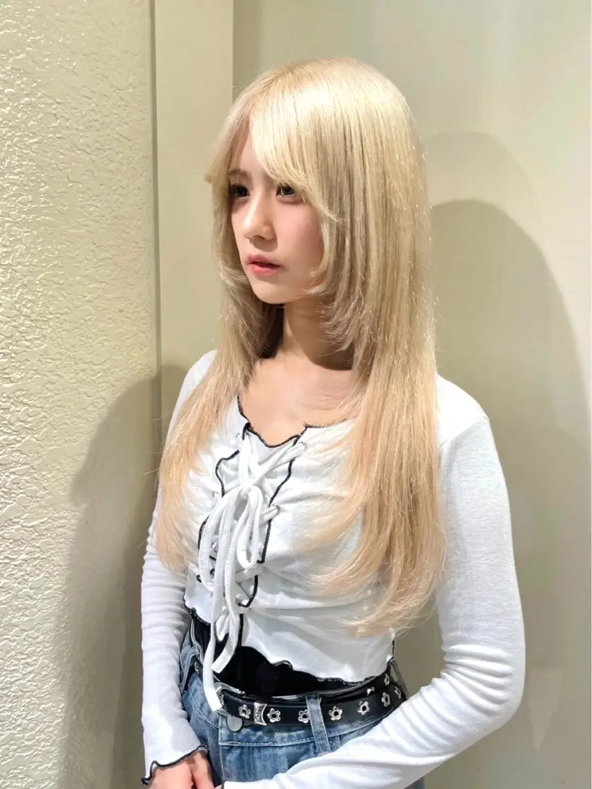 ロング カラー シールエクステ ダブルカラー エクステ レイヤーカット ヘアカラー 🦋美髪/エクステ 🦋アベイクミのヘアスタイル