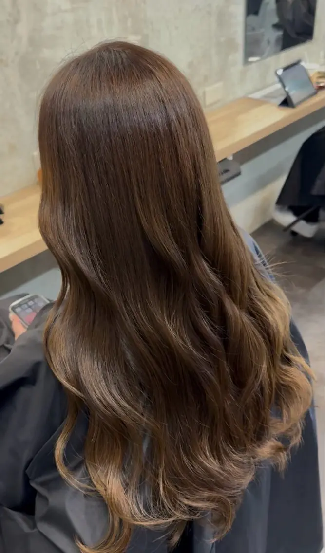 ロング カラー ブリーチ ブリーチなしカラー カット ヘアカラー 坂元 姫夏のヘアスタイル