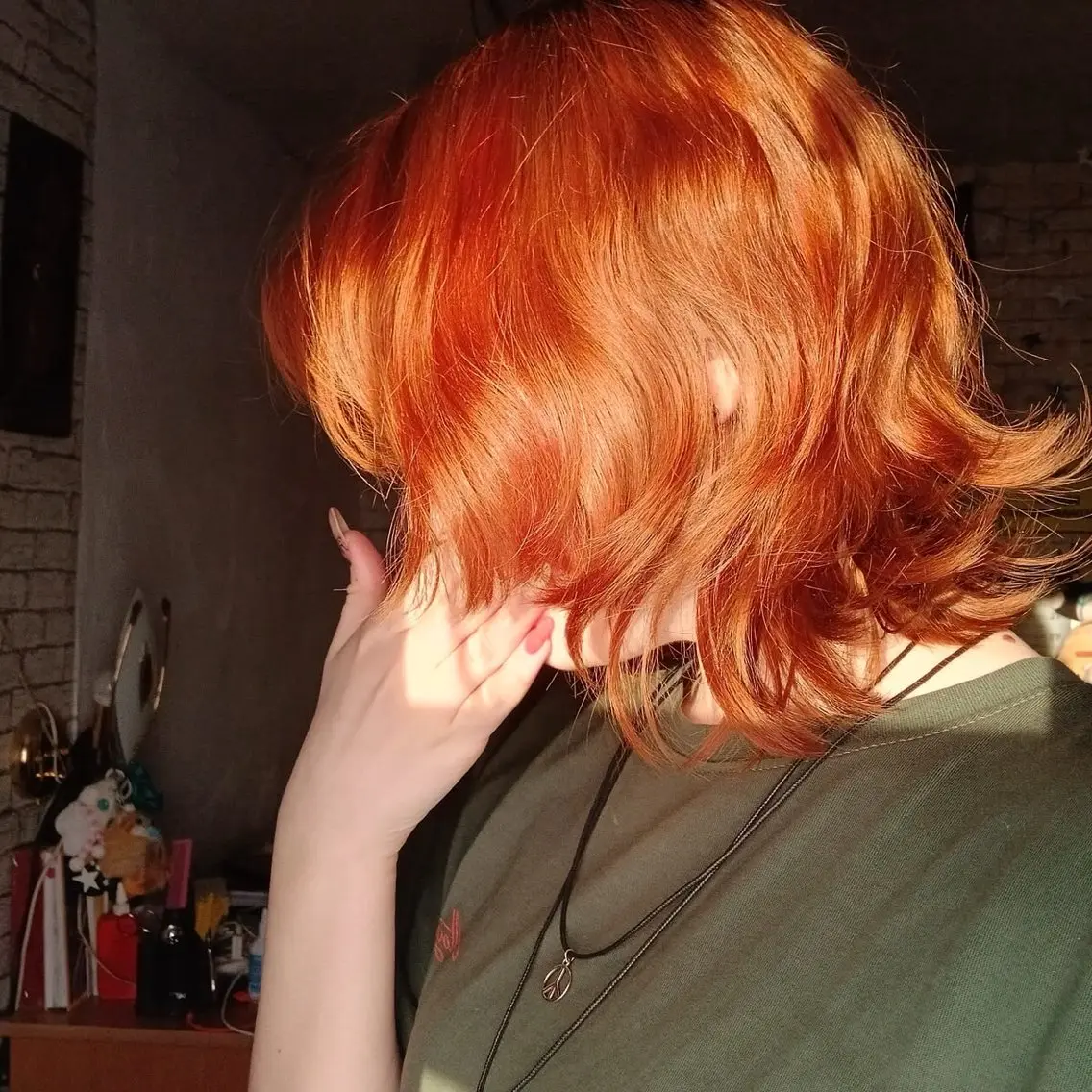 ショート カラー ヘアカラー momona english okのヘアスタイル