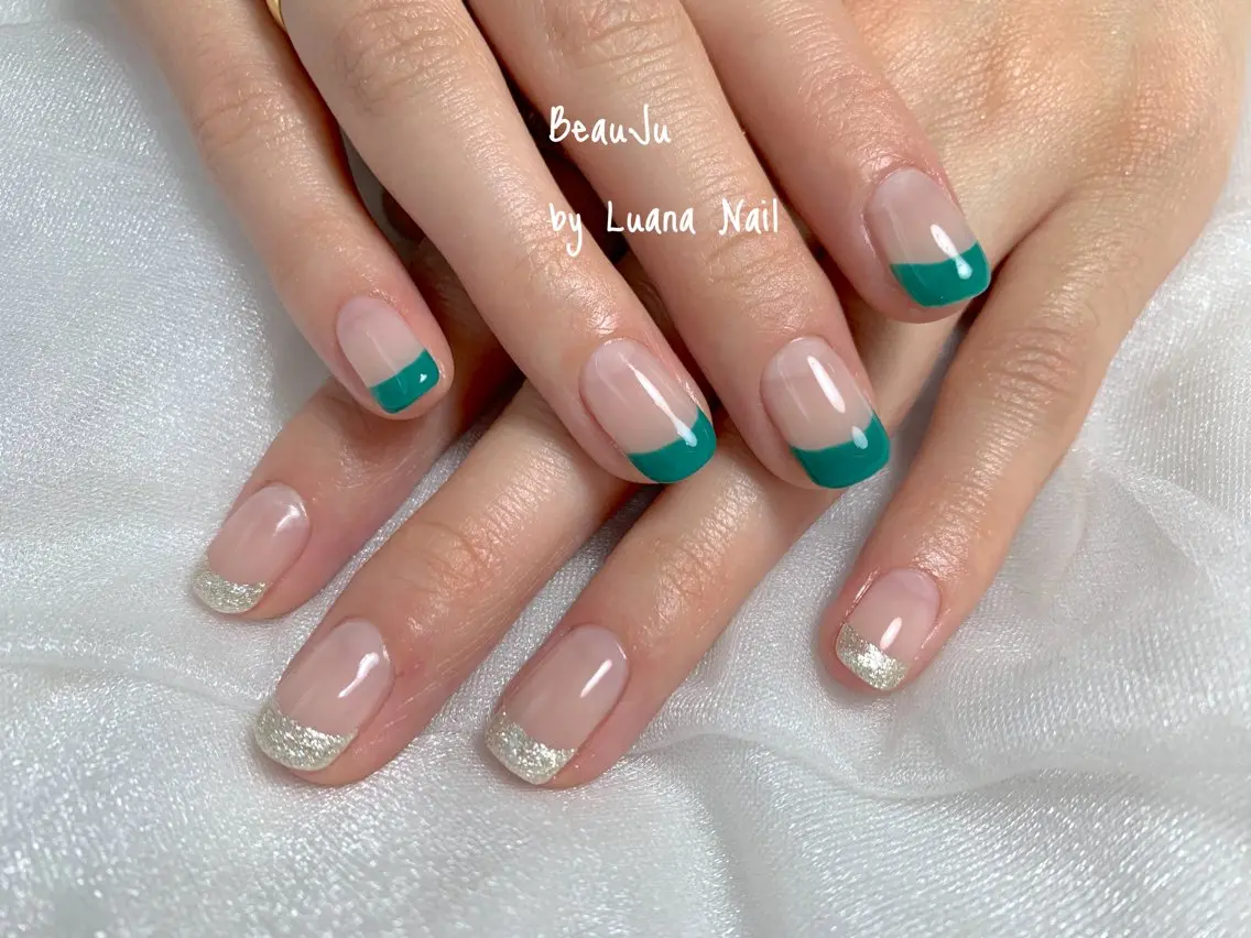 ネイル フレンチネイル グラデーション グリーン シルバー ハンドネイル BeauJu by Luana Nailのネイルデザイン