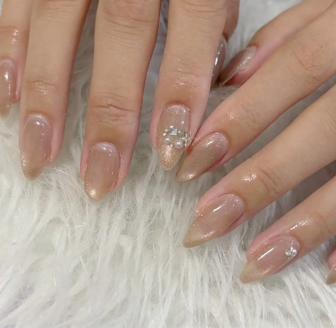 ネイル ハンドネイル LAVISH sakiのネイルデザイン