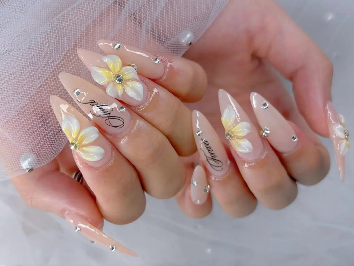 ネイル オーロラネイル ボルドー ブラウン 氷ネイル・うるうるネイル キラキラネイル ハンドネイル Sora  Nail 長さ出し専門店のネイルデザイン