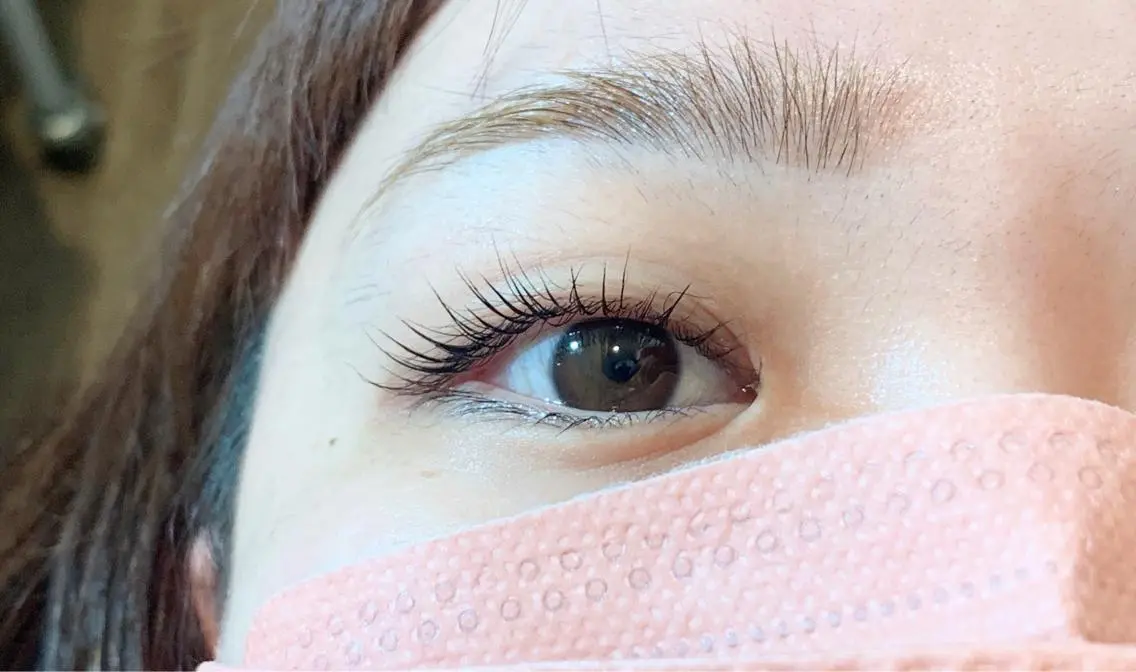 マツエク・マツパ パリジェンヌラッシュリフト elua eyelashのマツエク・マツパデザイン