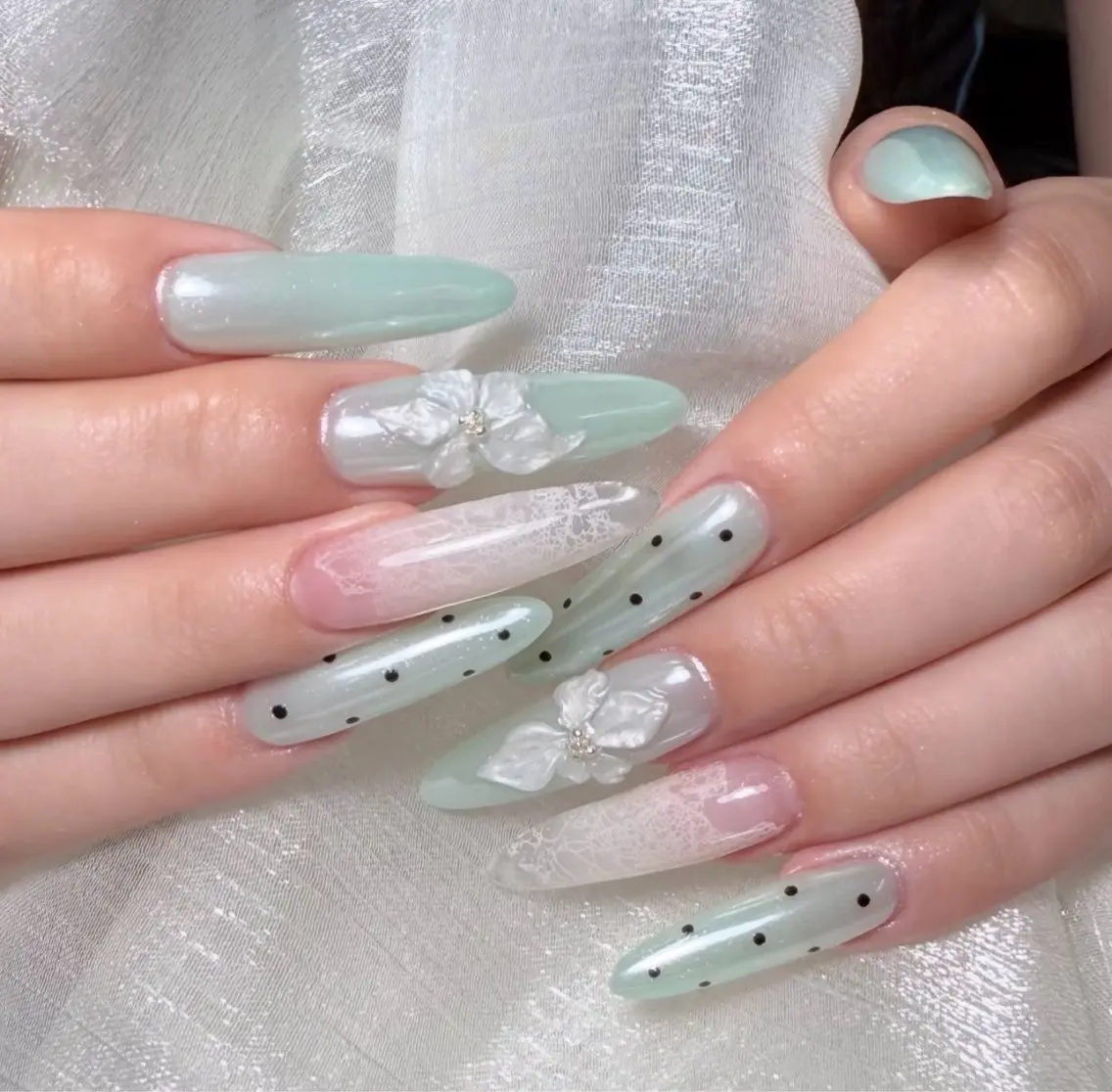 ネイル ハンドネイル D-BEAUTY Nailsalonのネイルデザイン