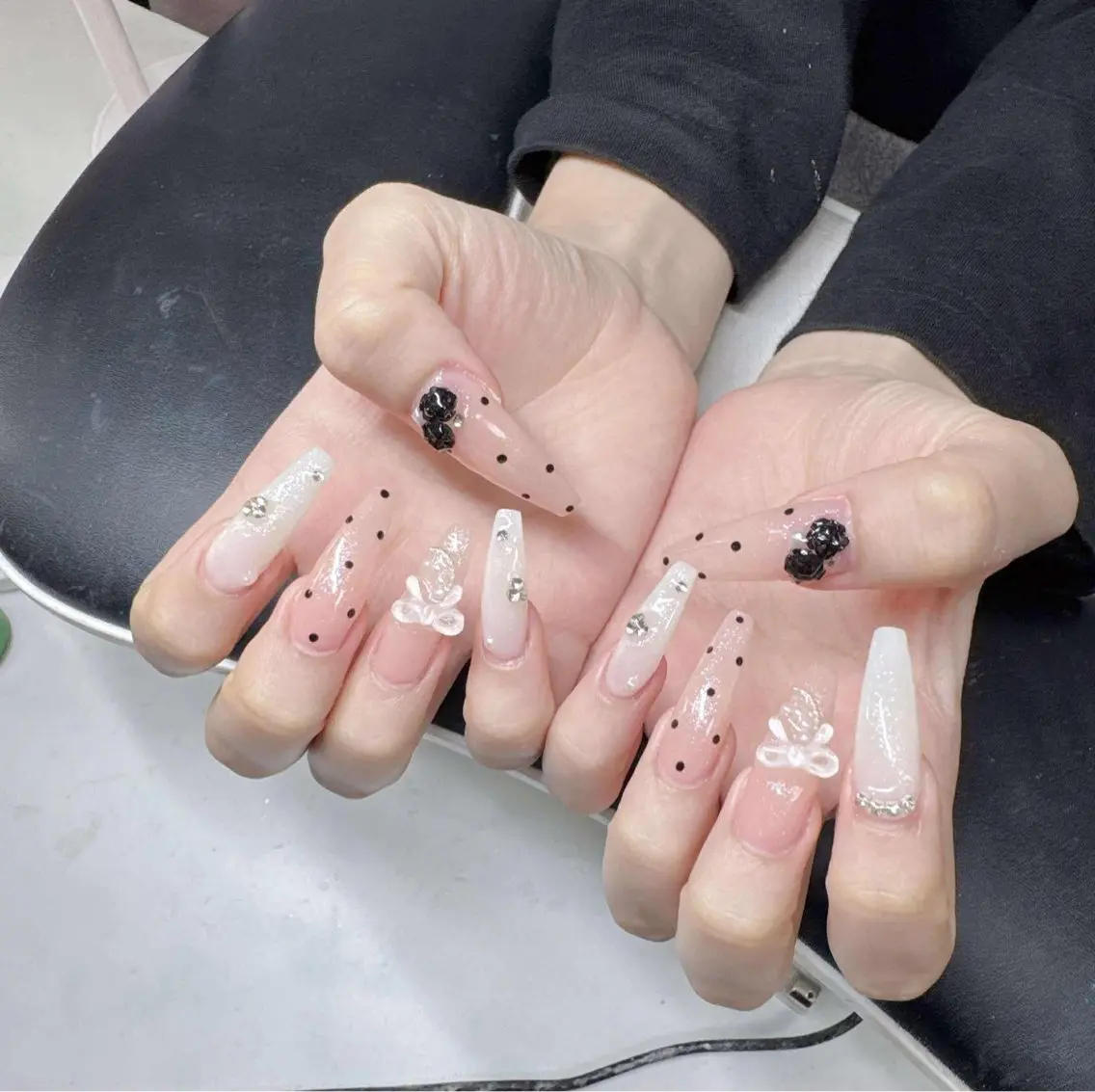ネイル ハンドネイル Lee Nailsのネイルデザイン
