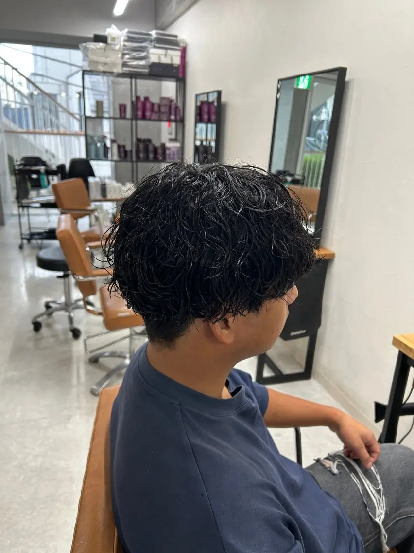 パーマ メンズ カット パーマ トリートメント ヘッドスパ ヘアセット カズキ🌼曲がる 縮毛矯正のヘアスタイル