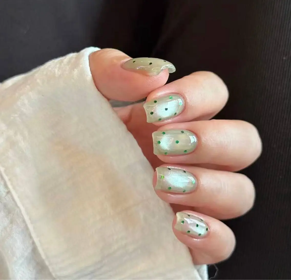 ネイル オーロラネイル フラワーネイル フットネイル フレンチネイル ジェルネイル ハンドネイル BabyYouMi nailのネイルデザイン