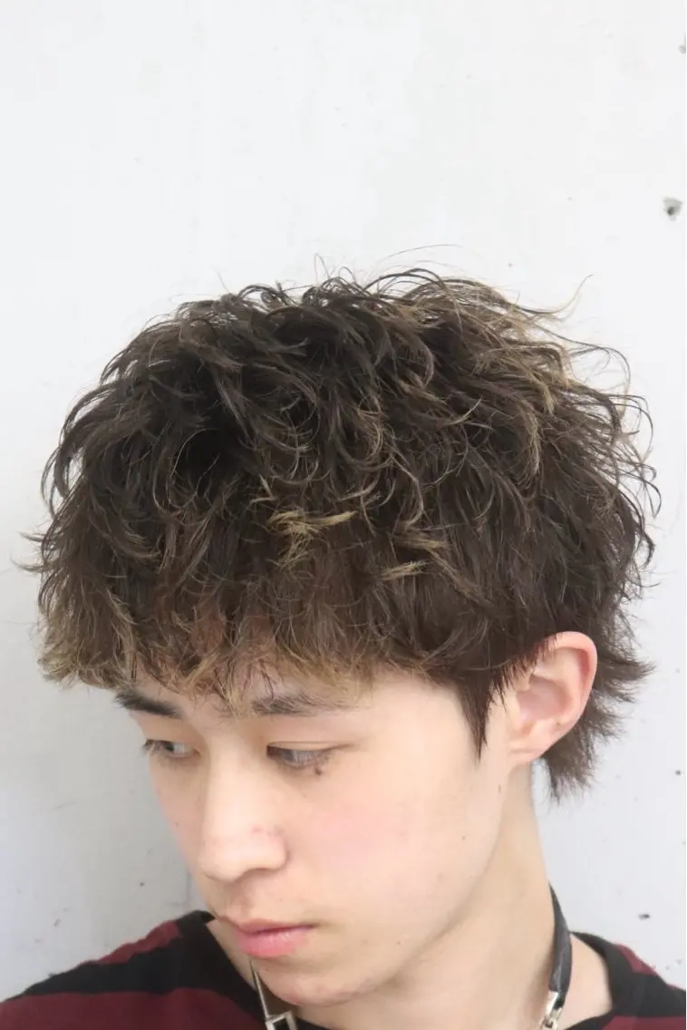 ショート パーマ メンズ カット パーマ トリートメント 🐲原宿、渋谷/メン ズ特化/パーマ、縮毛のヘアスタイル