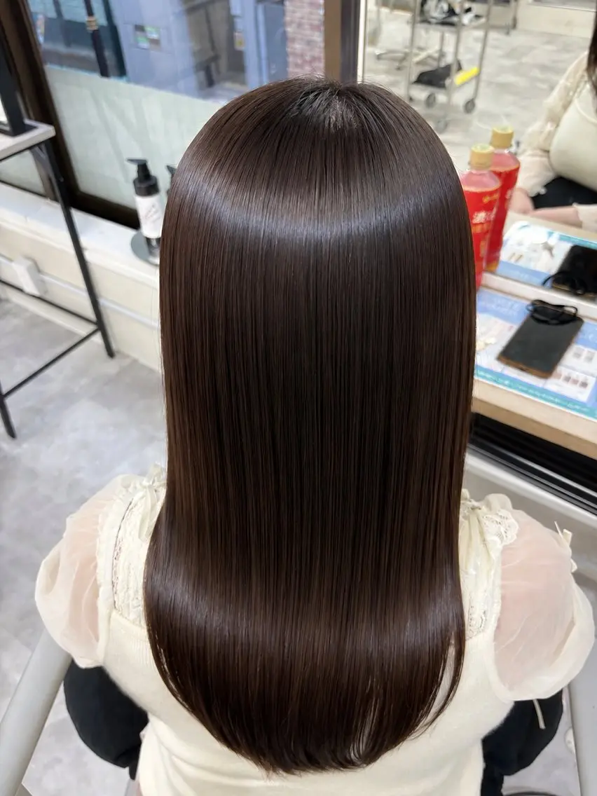 セミロング レイヤーカット カット 髪質改善Acero 稲田圭翔のヘアスタイル
