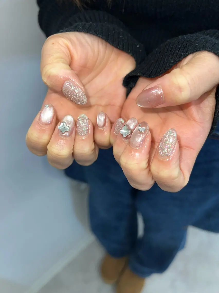 ネイル フラッシュネイル フレンチネイル ジェルネイル マグネットネイル ニュアンスネイル ハンドネイル ハンドケア Bana_ Nailのネイルデザイン