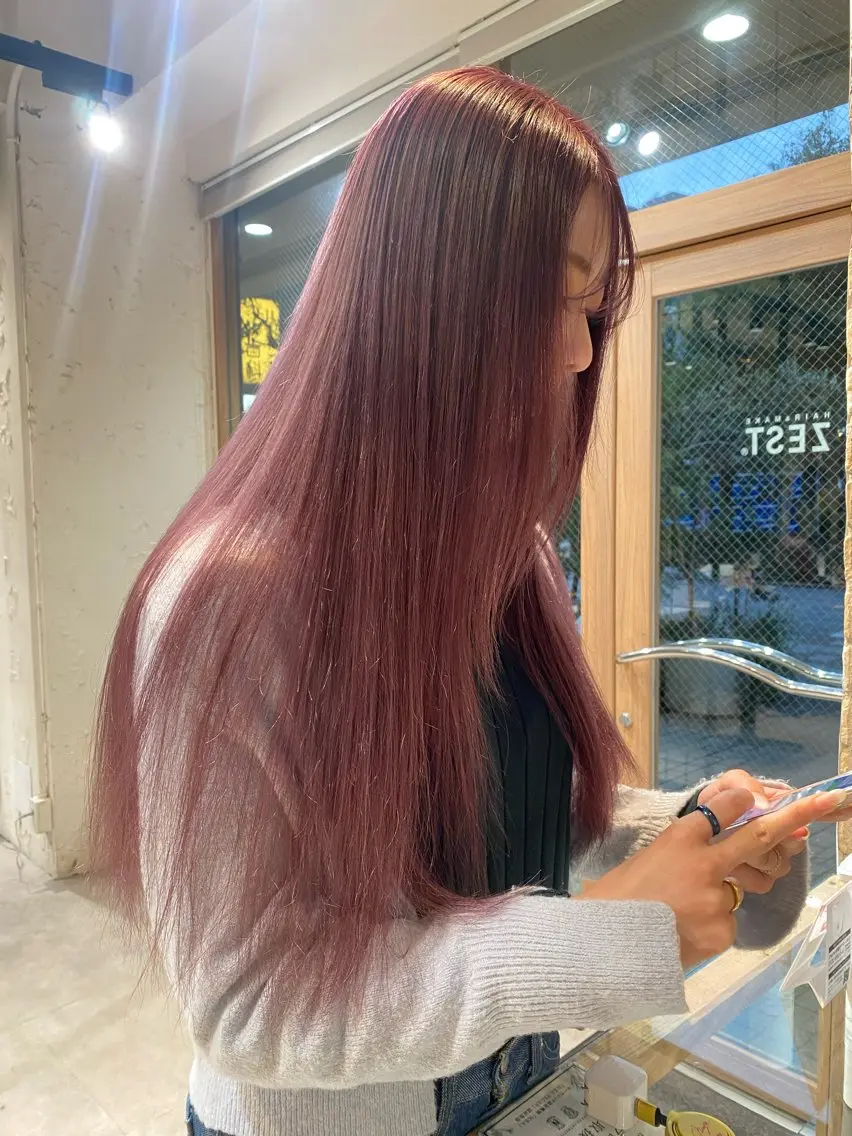 ロング 🌸cocomi🌸 透明感カラー🩶パリのヘアスタイル