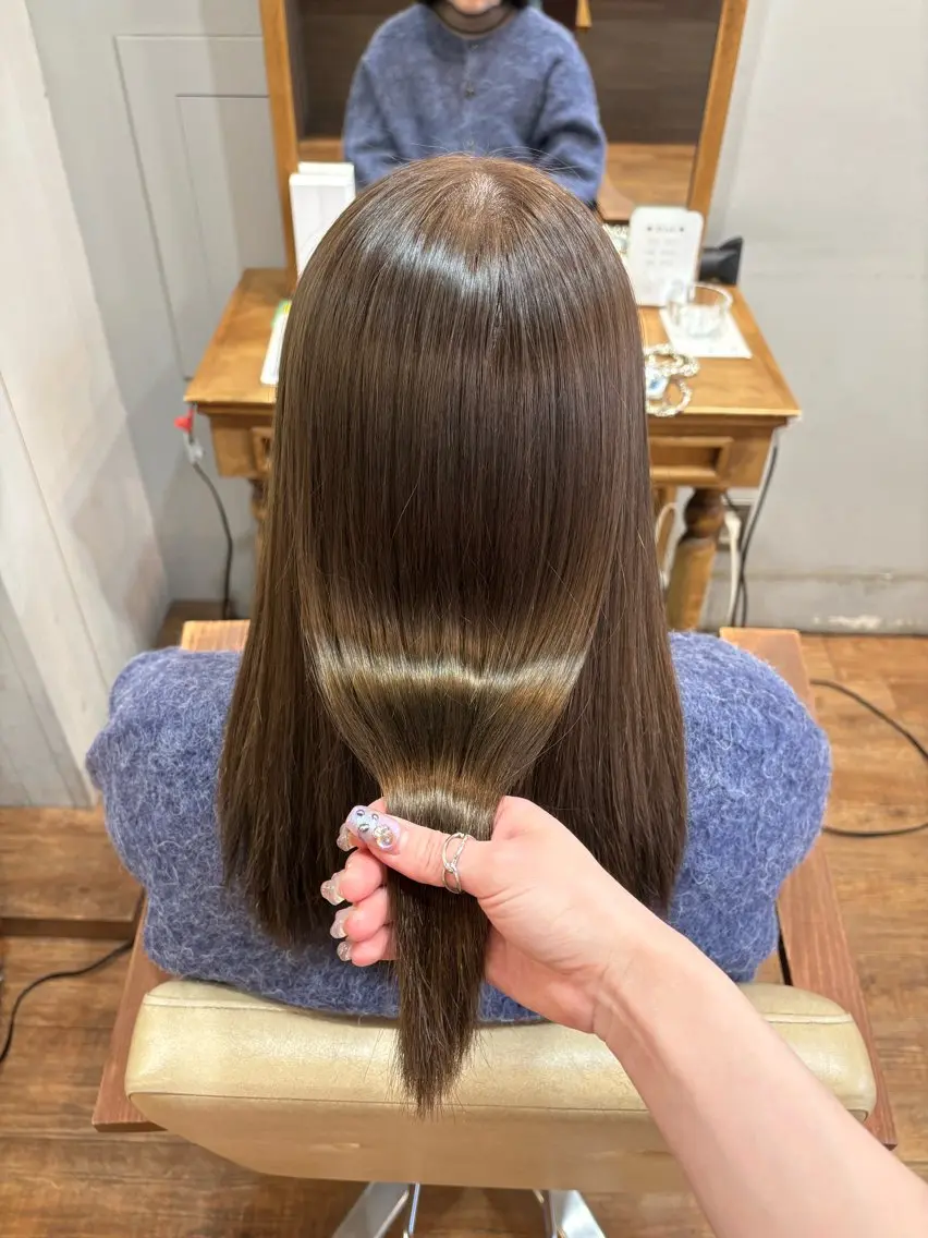 ロング ヘアカラー トリートメント あべ ゆうか🪽艶髪のヘアスタイル