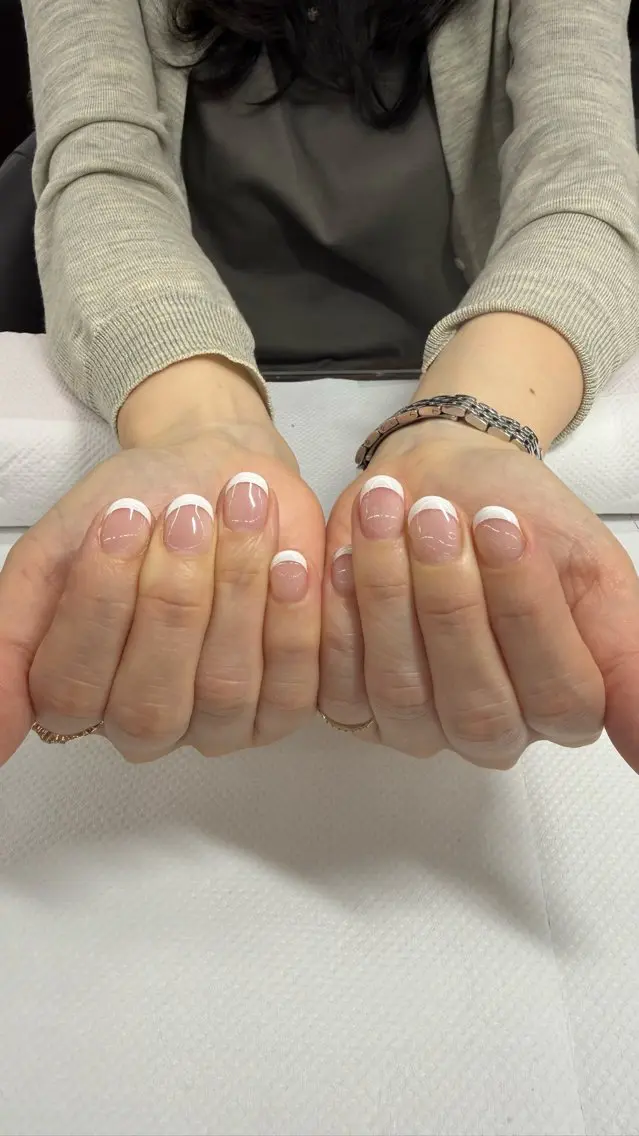 ネイル 名越 彩花のネイルデザイン