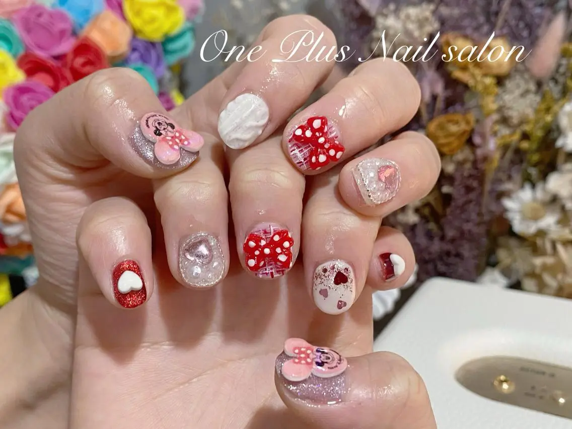 ネイル One Plus Nail Salonのネイルデザイン