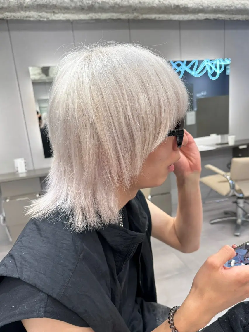 ショート メンズ ヘアカラー 酒井 剛喜のヘアスタイル