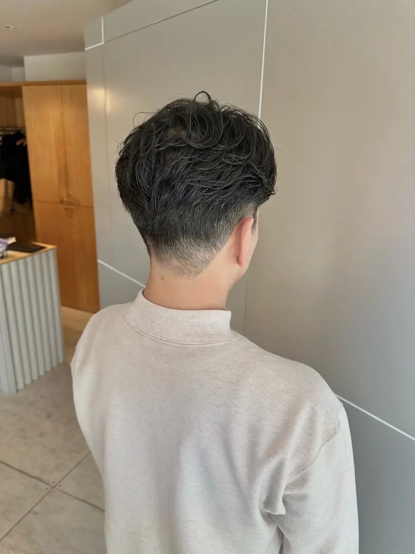ミディアム パーマ メンズ ミディアムパーマ メンズパーマ ニュアンスパーマ 🔥メンズ特化/ パーマ＆カット🌀のヘアスタイル
