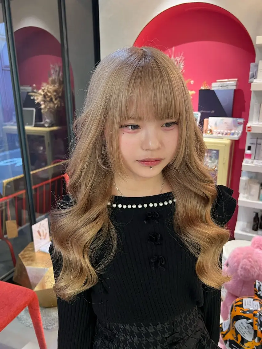 ⭐️【学生さん人気No.1】⭐️ダブルカラー(ケアブリーチ付き)✨+トリートメント✨の写真
