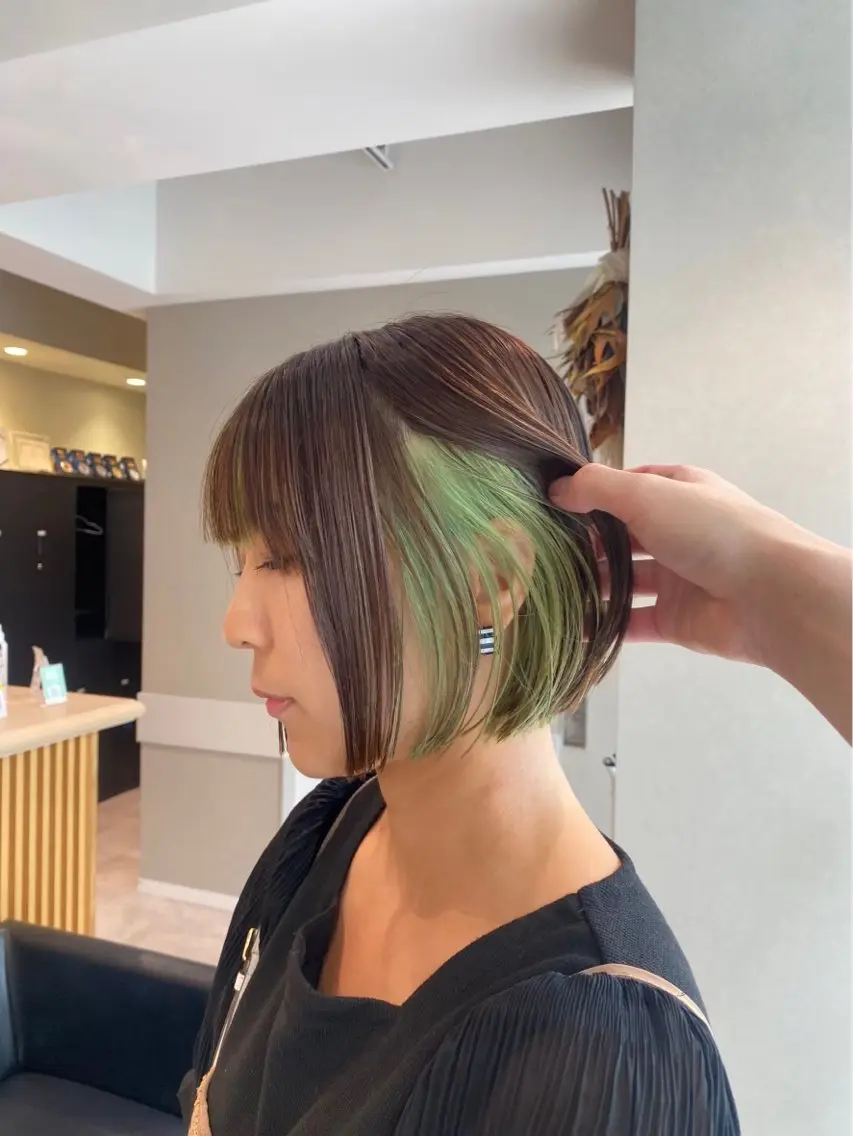 イヤリングカラー➕フルカラー(ブリーチ込み)の写真