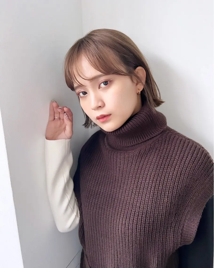 ショート カラー ベージュカラー ブリーチ 透明感カラー ダブルカラー ミルクティーベージュ カット ヘアカラー ✨髪質改善✨原宿 えのもと　はなのヘアスタイル