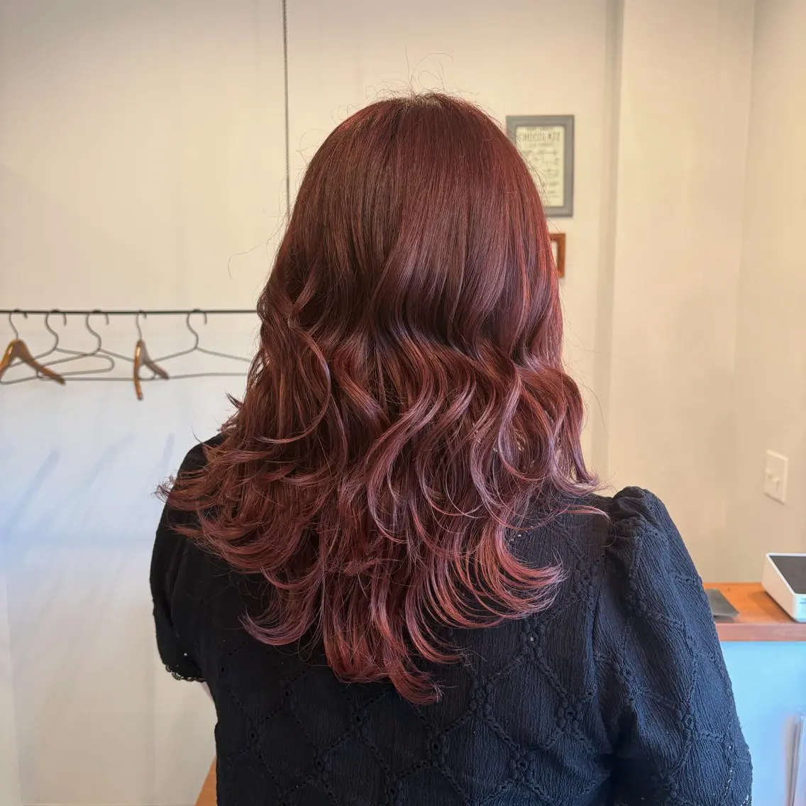 ミディアム 赤塚 美月のヘアスタイル
