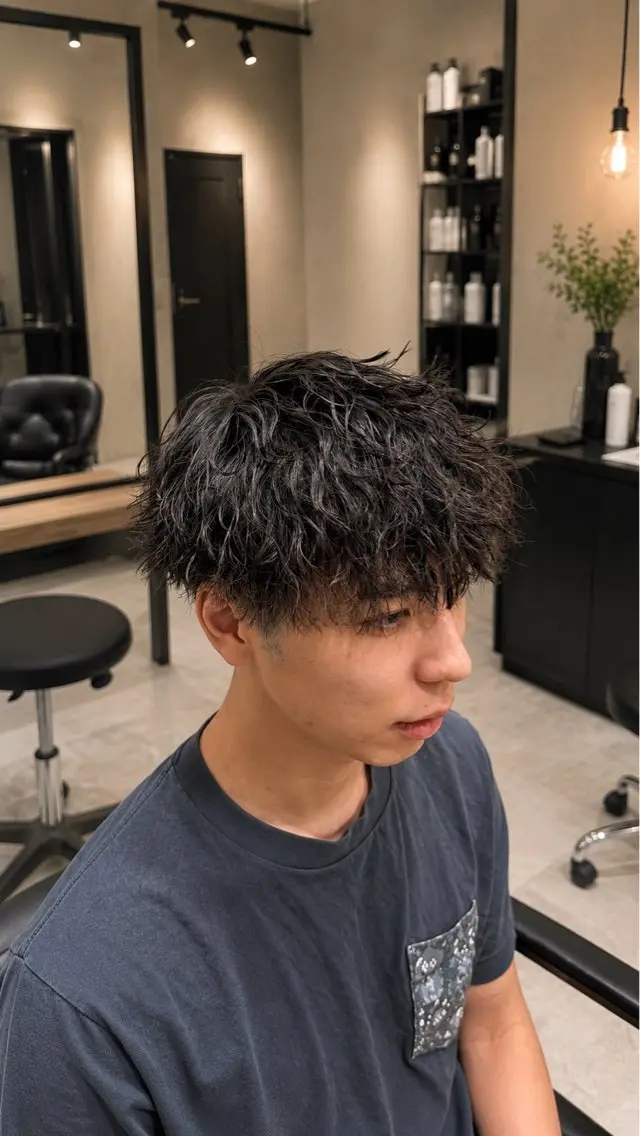 ショート パーマ メンズ カット パーマ 久保田 祥伍のヘアスタイル