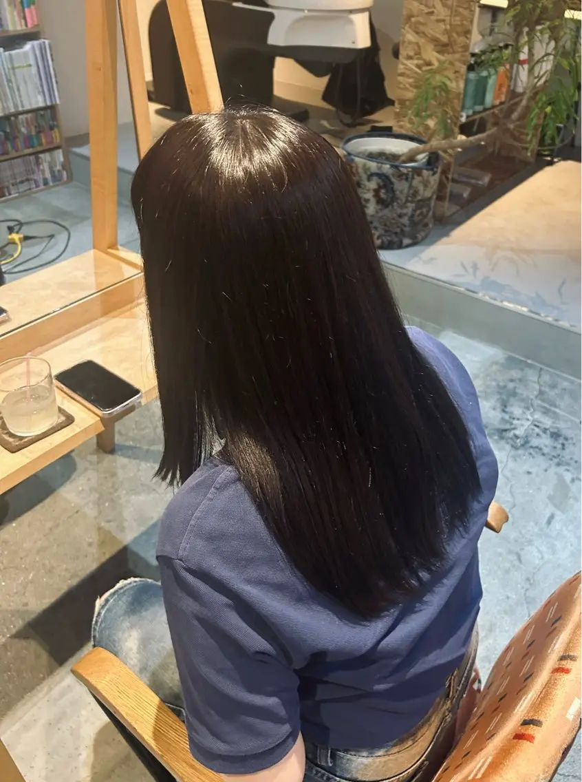 ロング カラー ブラウンカラー yokoyama hinanoのヘアスタイル