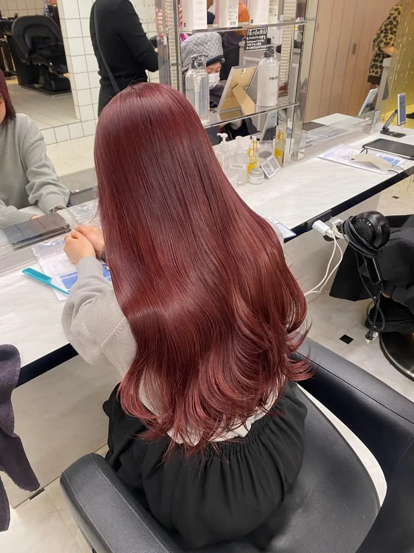 ロング カラー ヘアカラー トリートメント ヘアセット ♥️韓国風透明感 暖色misa♥️のヘアスタイル