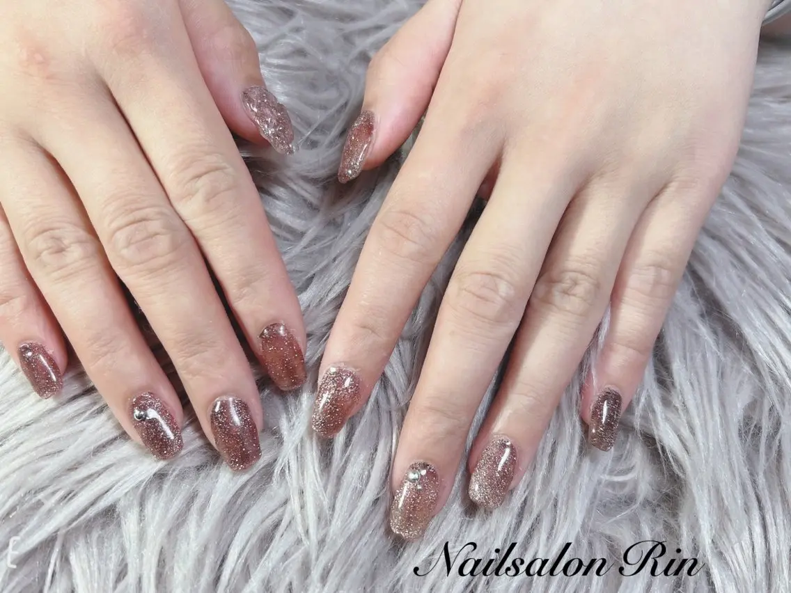 ネイル マグネットネイル Nailsalon Rinのネイルデザイン