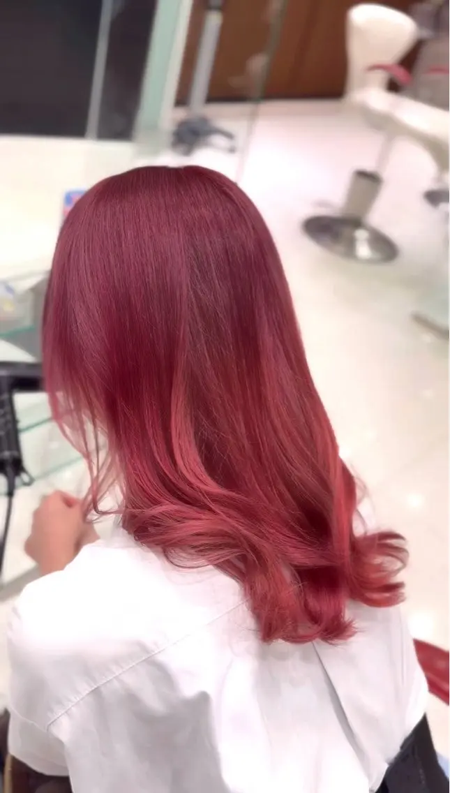 カラー グラデーションカラー ピンクカラー ヘアカラー 🥀ブリーチ特化/ 赤髪/ゆうしん🥀のヘアスタイル