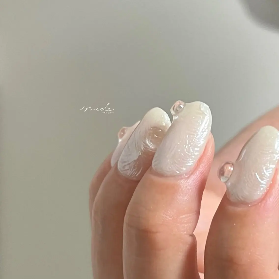 ネイル ハンドネイル miele【ミエレ】 海外シンプルデザインのネイルデザイン