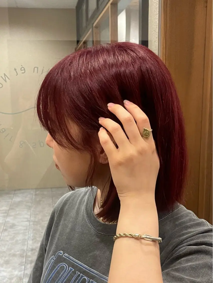 カラー 曻地 彩乃のヘアスタイル