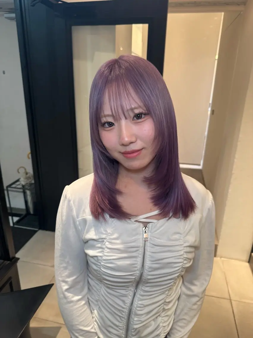 セミロング ヘアカラー saku 🎀🫧のヘアスタイル