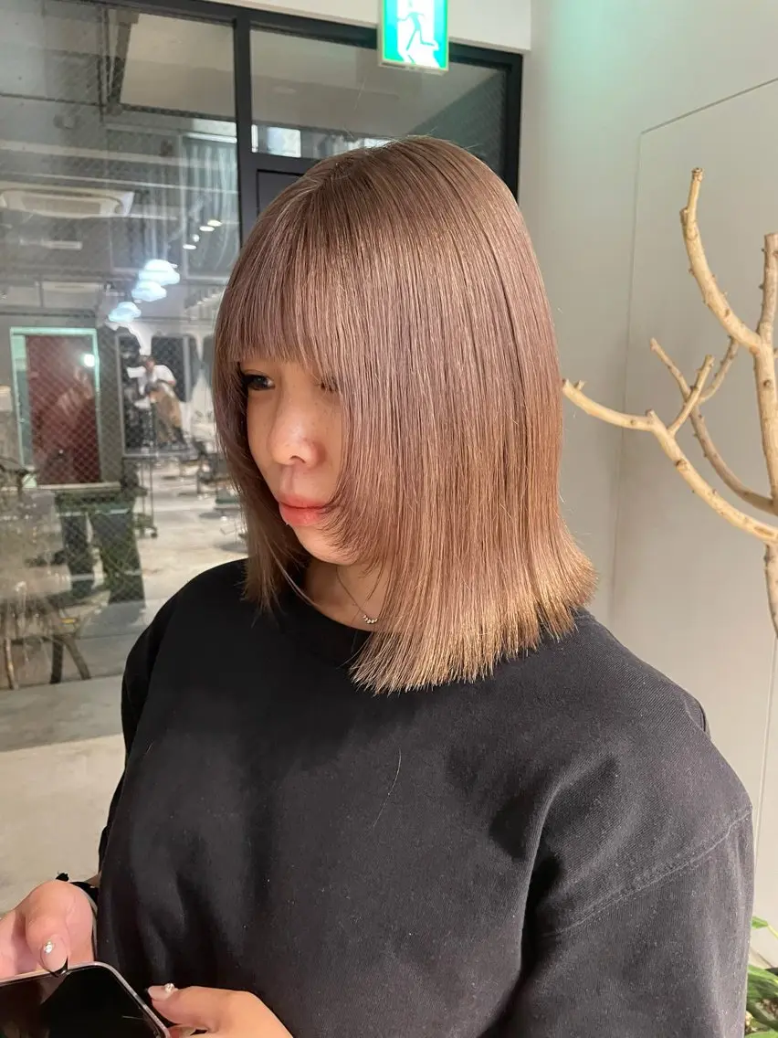 ミディアム カラー ベージュカラー ミルクティーベージュ レイヤーカット ユウナ🎀レイヤー/ 暖色カラーのヘアスタイル