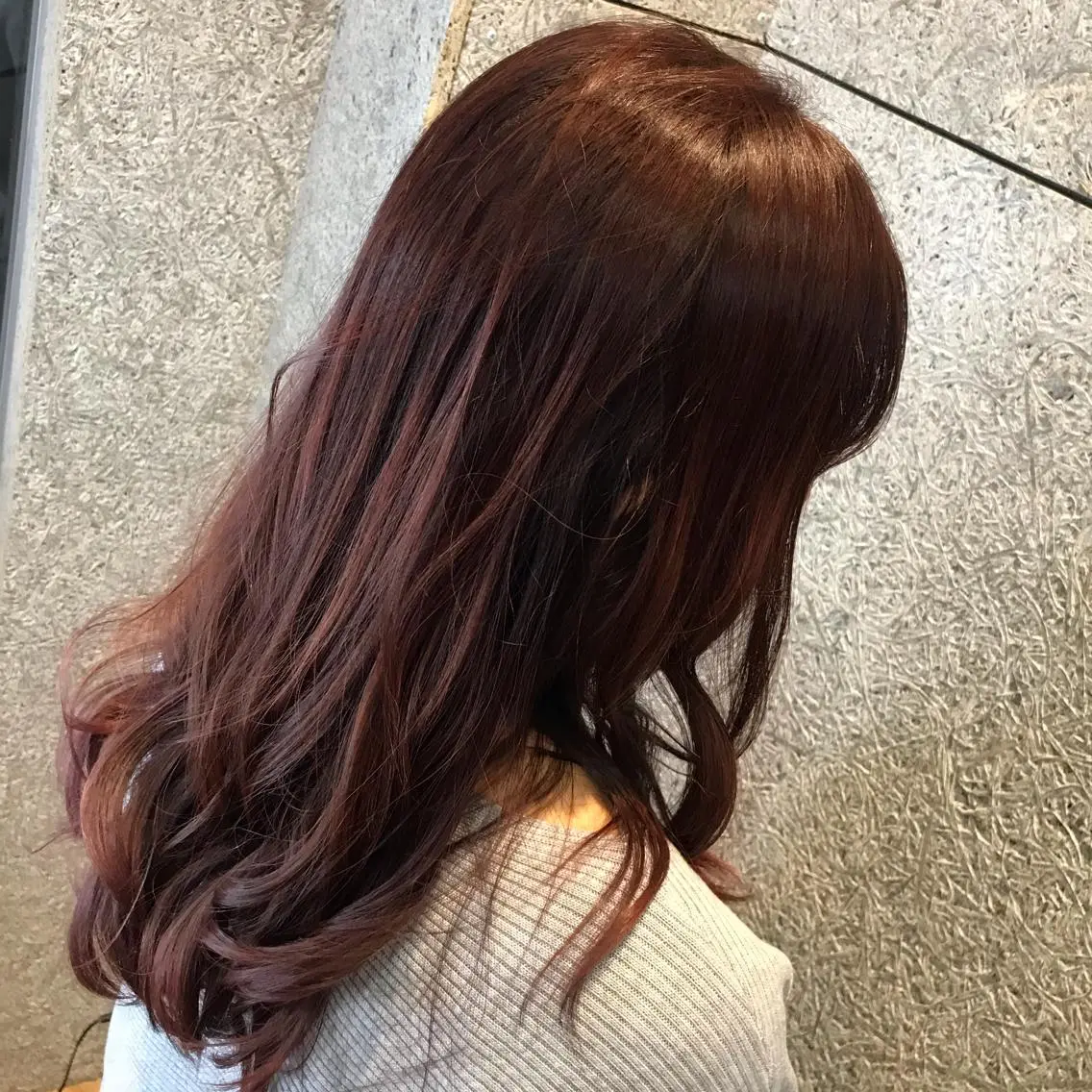 ロング カラー ヘアカラー トリートメント うるツヤハイトーン✨ /西川郁巳のヘアスタイル