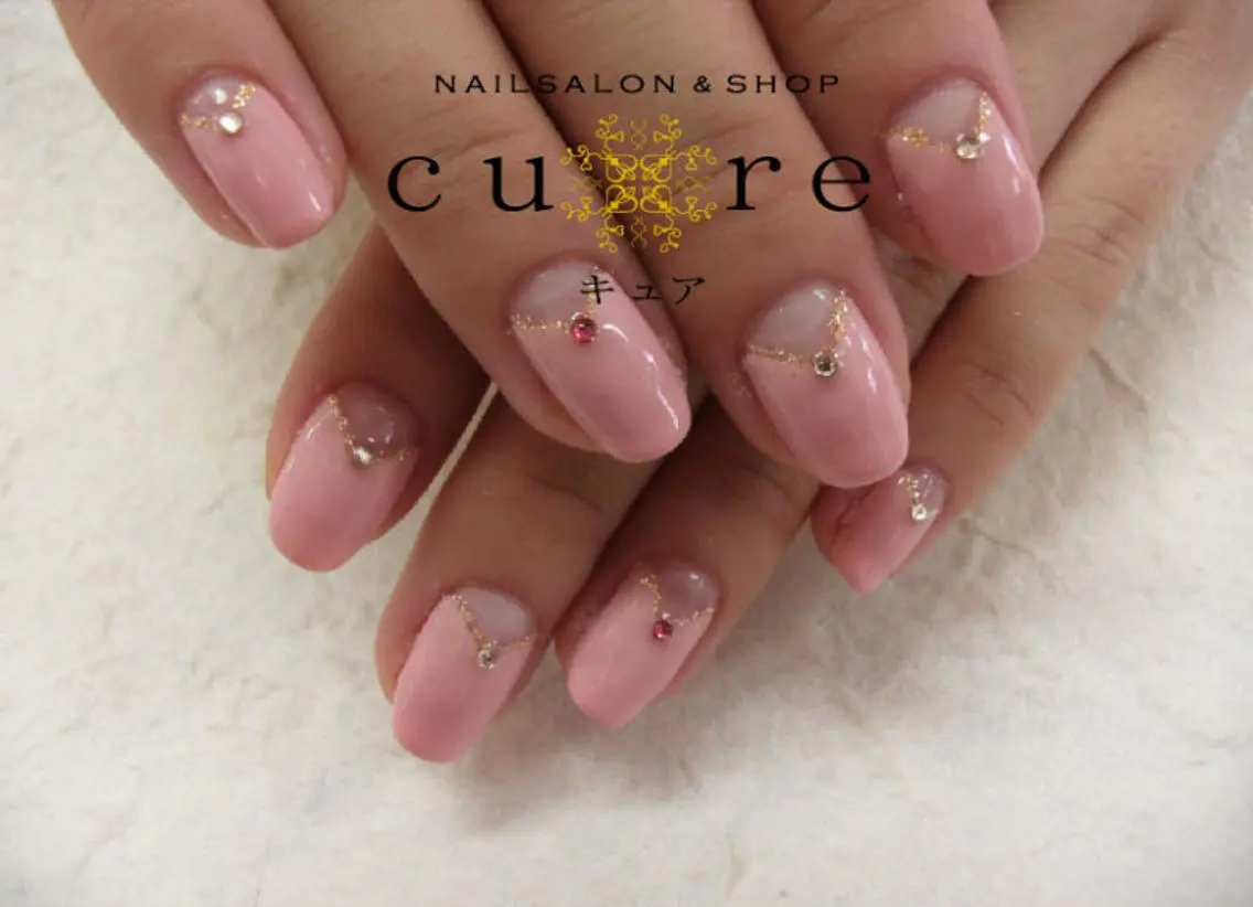ミディアム ネイル ネイルサロン Cureのネイルデザイン