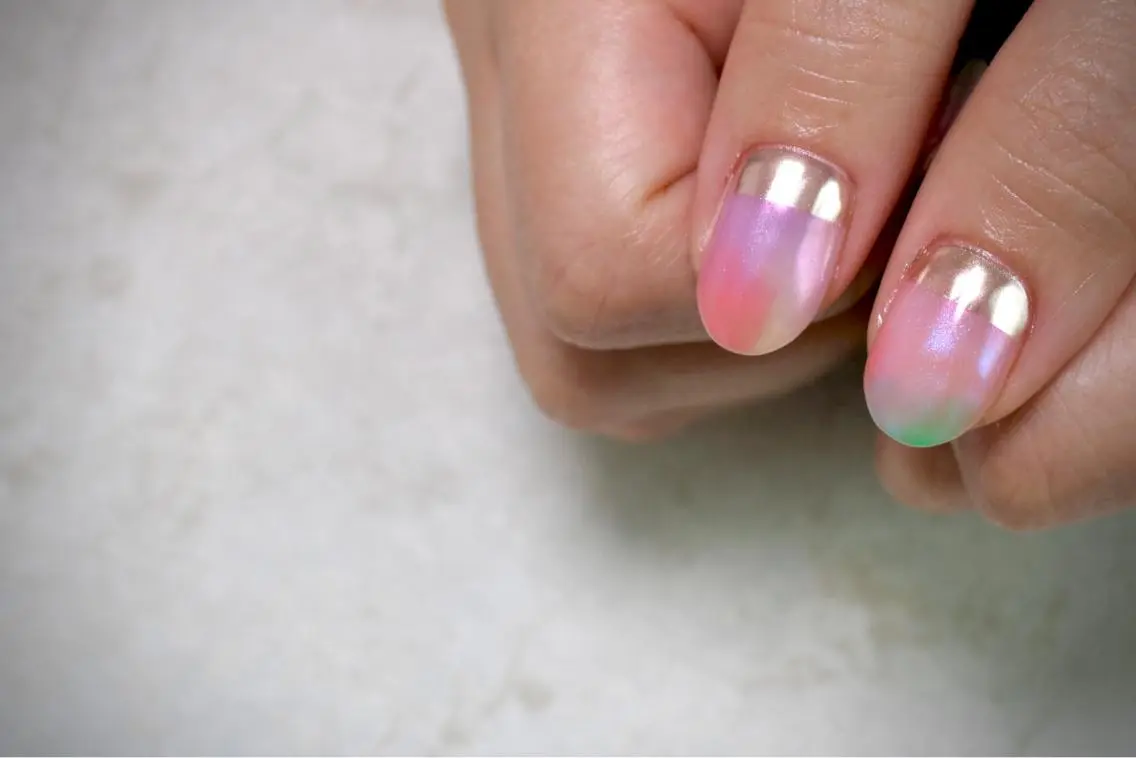 ネイル オーロラネイル カジュアル ジェルネイル ラメ(グリッター) マグネットネイル ハンドネイル MH Nailのネイルデザイン