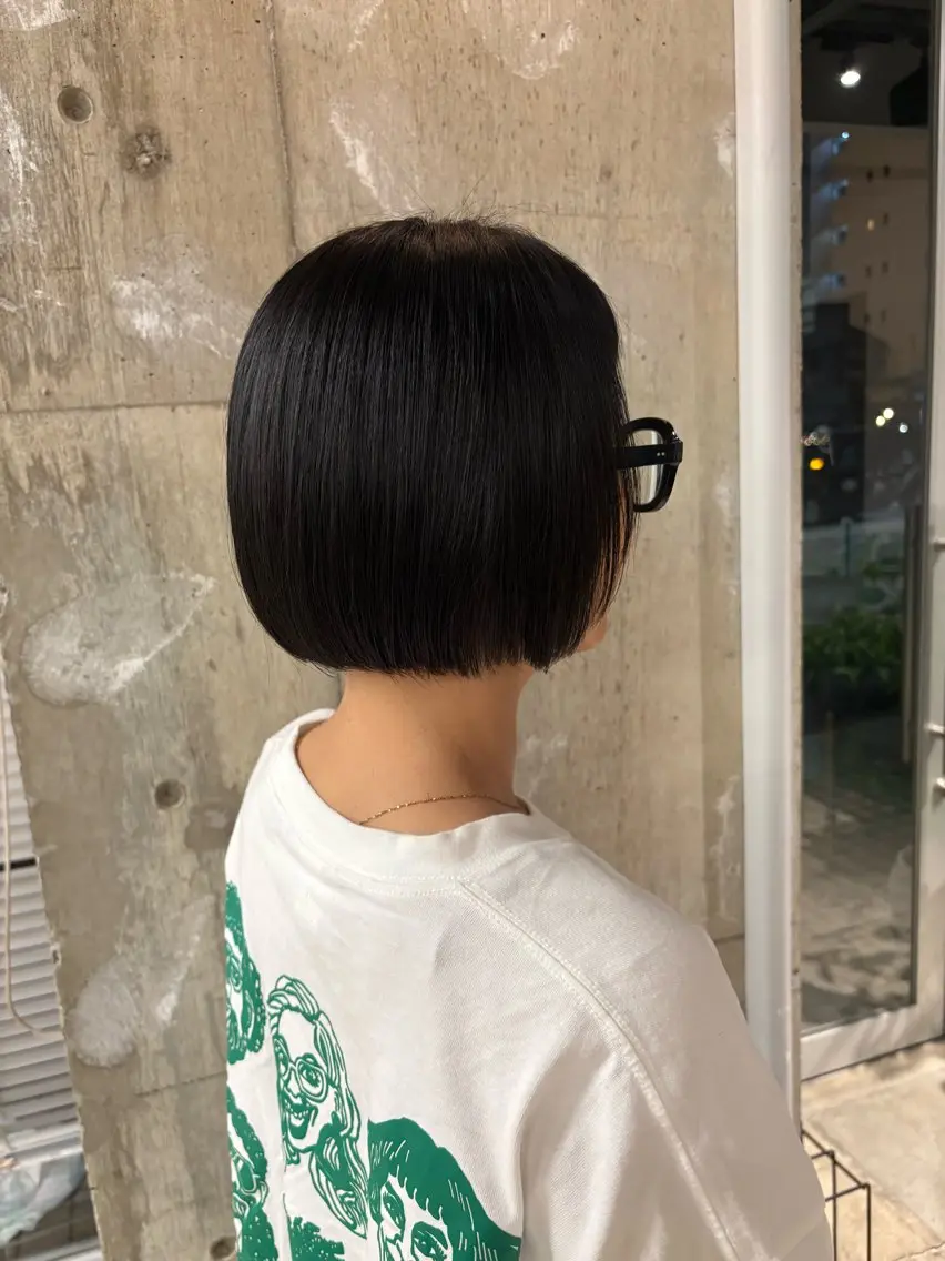 ミディアム カット piilo. サダのヘアスタイル