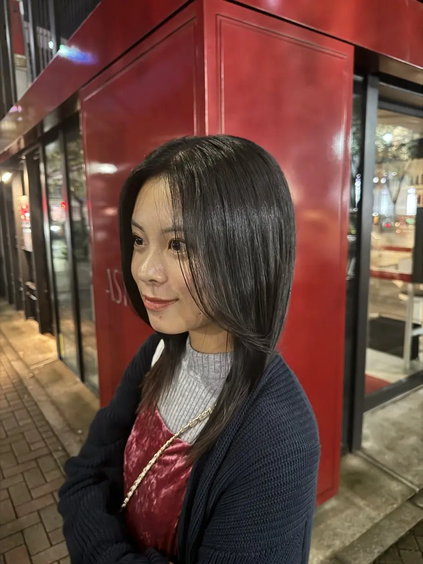 ミディアム 🫧透明感カラー🫧 ロン毛美容師のヘアスタイル