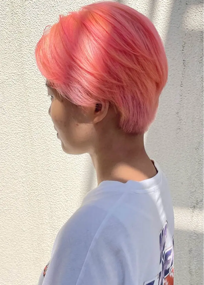 ショート カラー ピンクカラー カット ヘアカラー トリートメント 田室 和幸のヘアスタイル