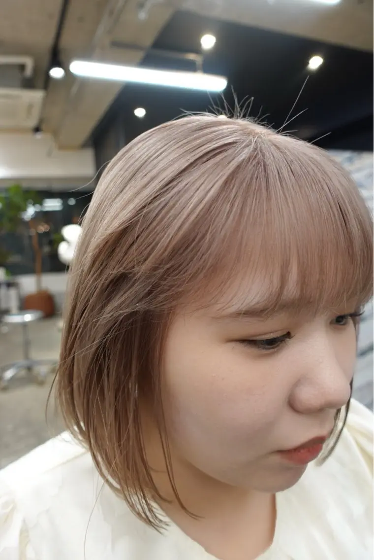 ショート カラー ヘアアレンジ ベージュカラー ハイトーンカラー ピンクカラー ピンクベージュ カット ヘアカラー 🌐サトウ リョウ🌐のその他イメージ