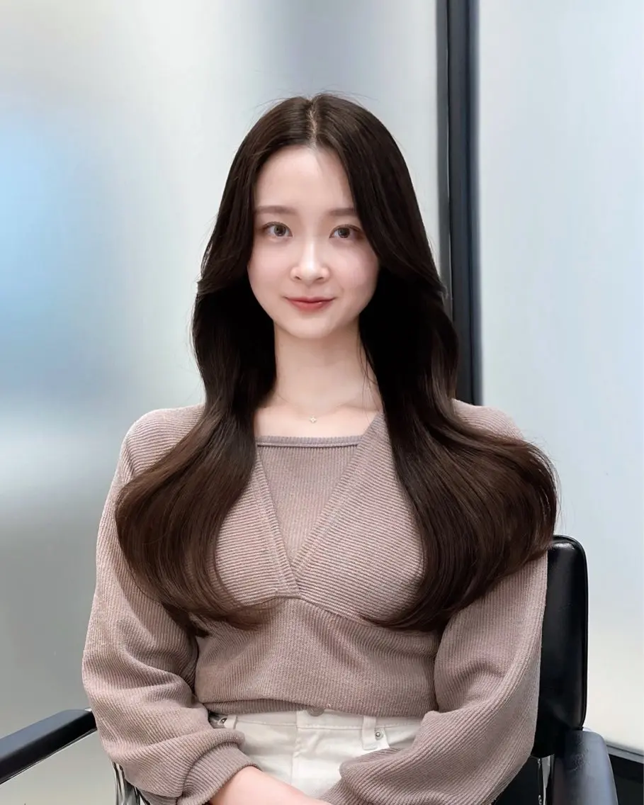 ロング 韓国風ヘア レイヤーカット ヘアカラー 韓国レイヤーカット 髪質改善▫️水野有真のヘアスタイル