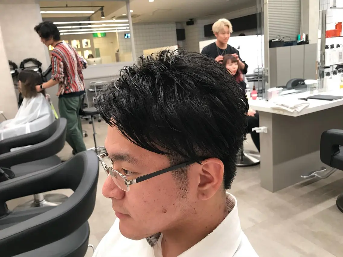 ショート メンズ アップバング ビジネス 💞あざと可愛い💞 児玉大地のヘアスタイル