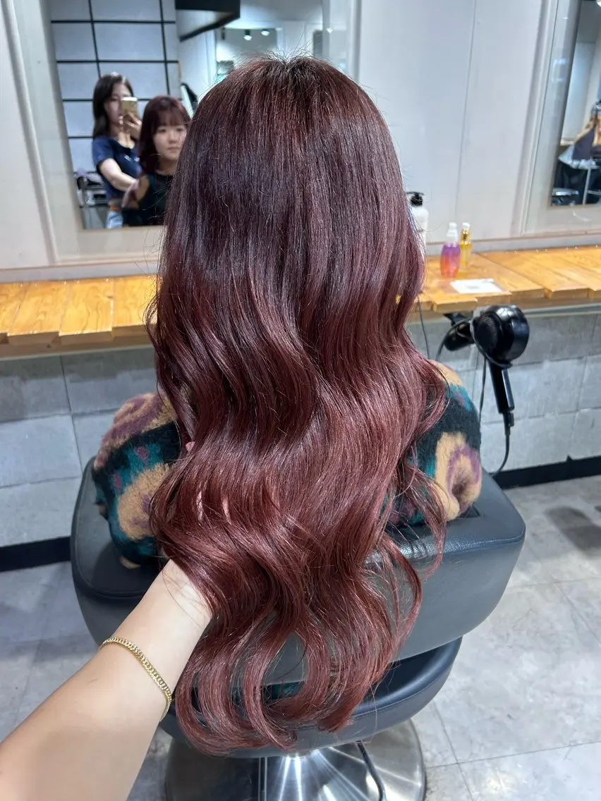 ロング カット ヘアカラー トリートメント ヘッドスパ レイヤーStyle 🪽菜々実のヘアスタイル