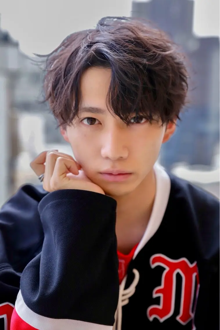 パーマ メンズ 平山 海偉のヘアスタイル