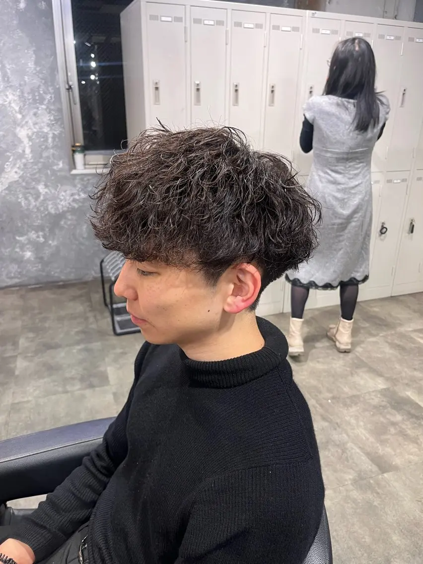メンズ メンズパーマ 波巻きパーマ カット パーマ メンズ特化美容師 💠チナツのヘアスタイル