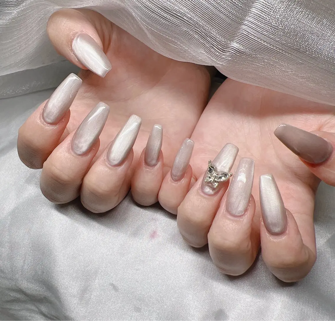 ネイル ハンドネイル Lee Nailsのネイルデザイン